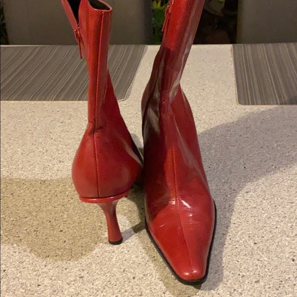 Boot - Picture 5 of 5